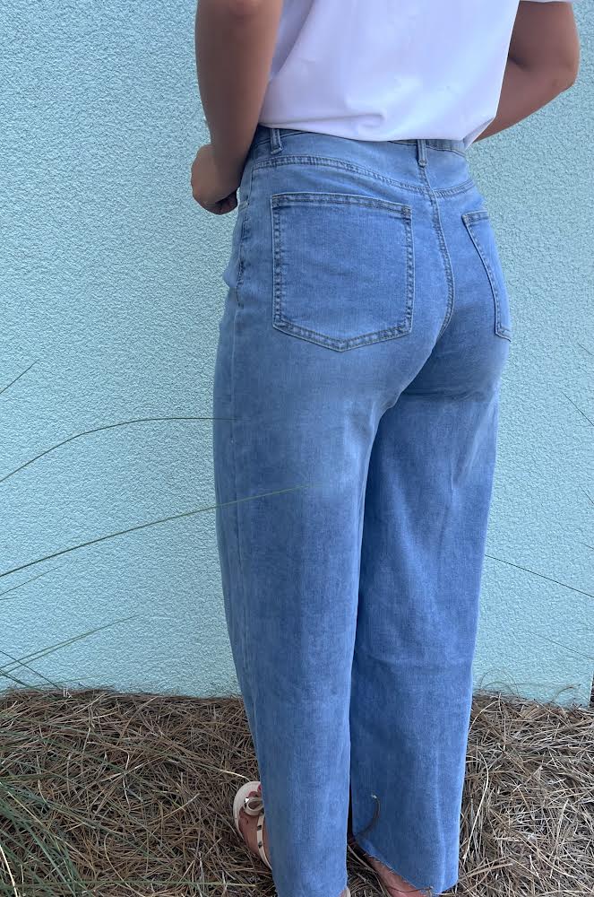 Washed denim jeans